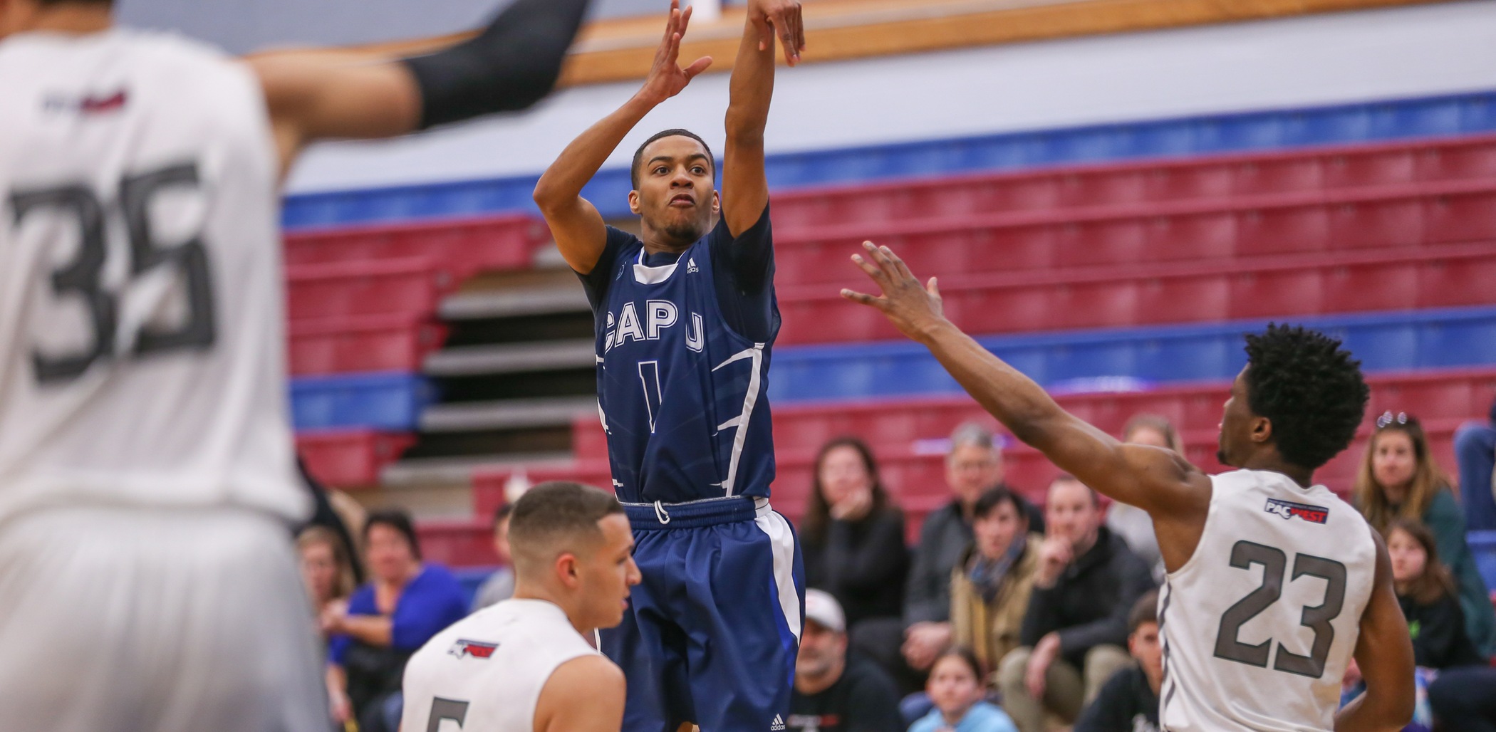 Third-year guard Brenden Bailey. Photo Paul Yates / Vancouver Sports Pictures