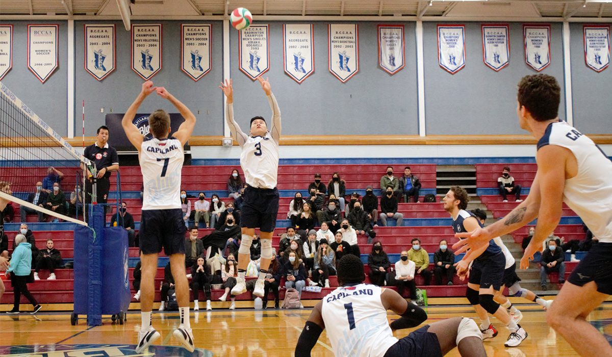 Blues Best VIU In Last Home Game of 2021