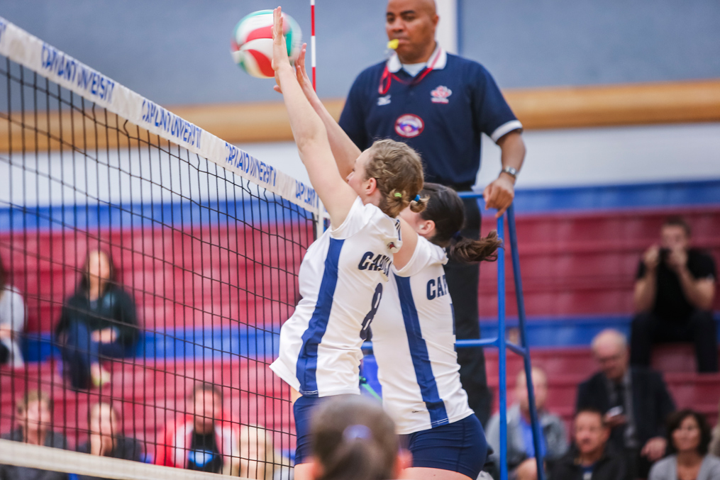 Blues earn split with first-place VIU Mariners