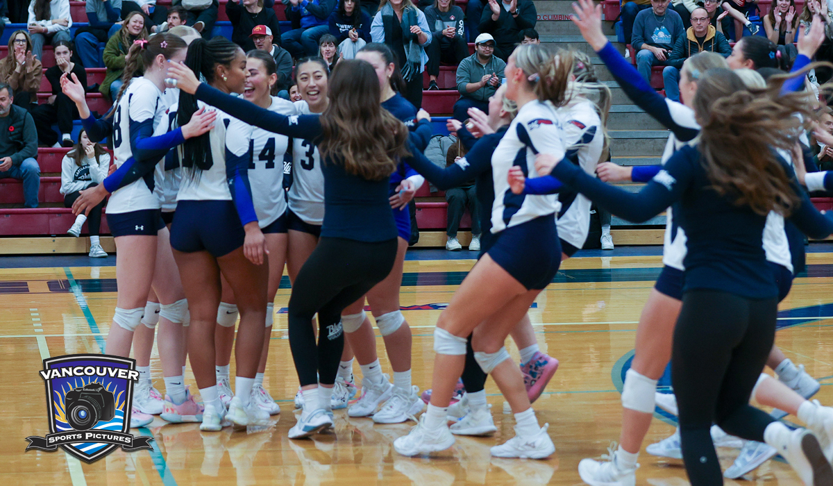 The Capilano Blues have won seven in a row after a road sweep at College of the Rockies Jan. 17 and 18. (Vancouver Sports Pictures)